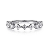 Nice - 14K White Gold Single Prong Diamond Anniversary Band - 0.4 ct