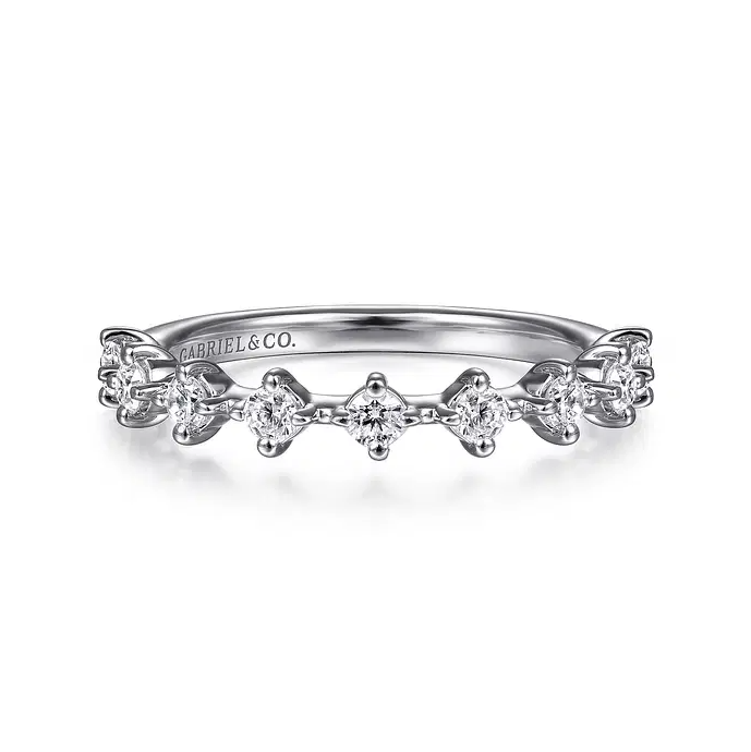 Nice - 14K White Gold Single Prong Diamond Anniversary Band - 0.4 ct