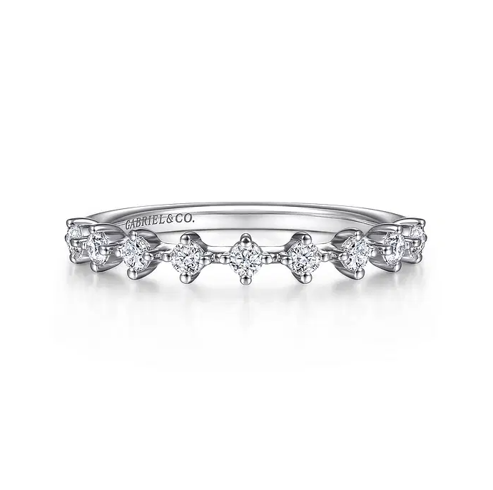 Nice - 14K White Gold Single Prong Diamond Anniversary Band - 0.25 ct