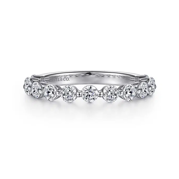 Devinne - 14K White Gold Single Prong Diamond Anniversary Band - 1 ct