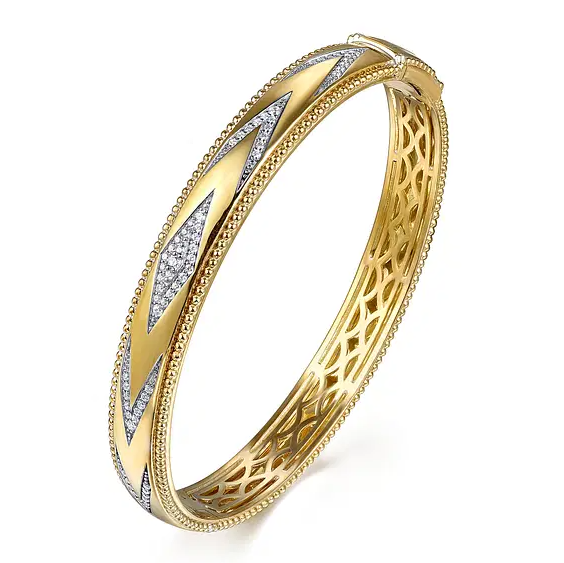 14K Yellow Gold Bujukan Diamond Chevron Pattern Bangle Bracelet