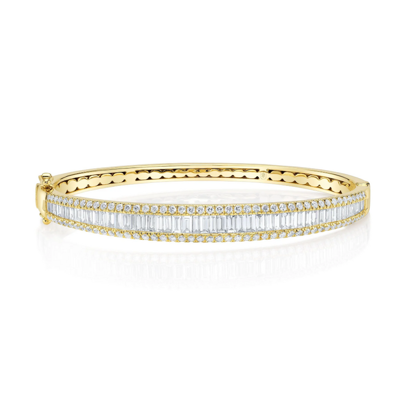 WHITE GOLD DIAMOND BAGUETTE BANGLE