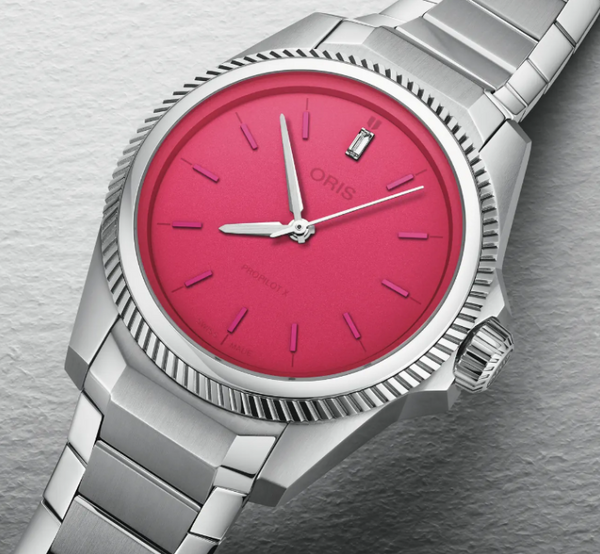 Oris ProPilot X Miss Piggy Edition