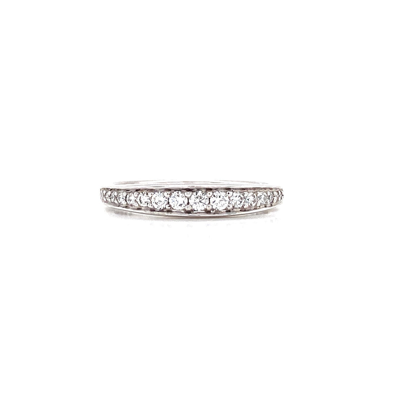 14K White Gold Diamond Graduated Band