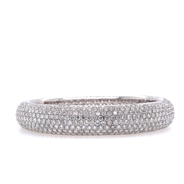 18K White Gold Pave Diamond Hinged Bangle