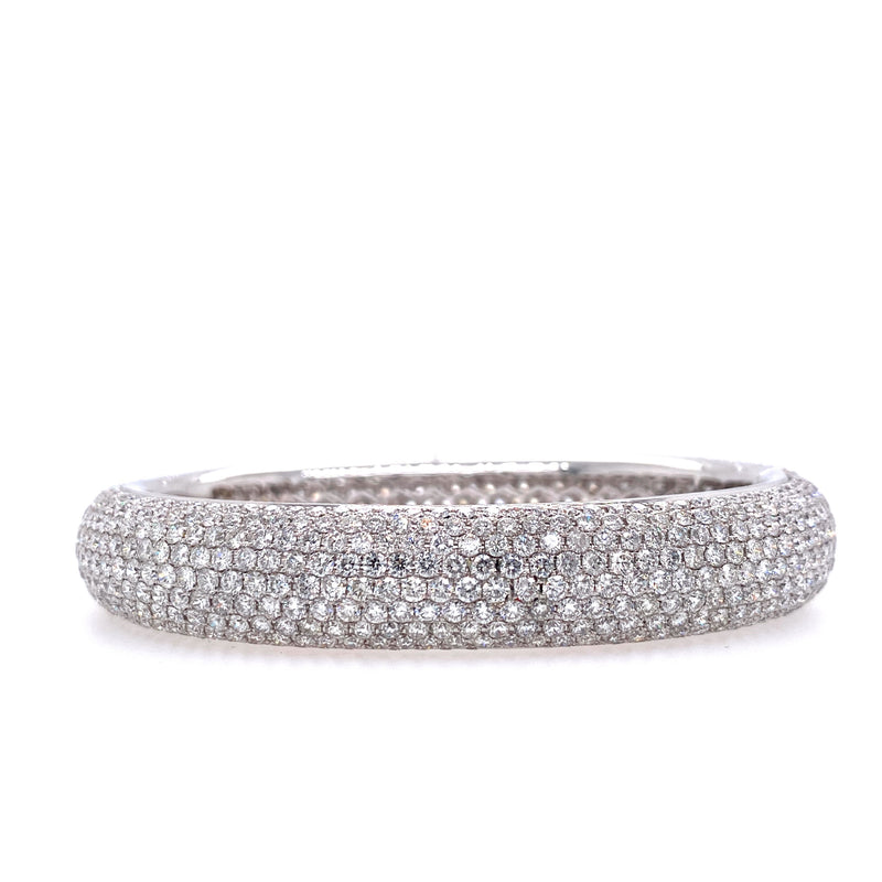 18K White Gold Pave Diamond Hinged Bangle