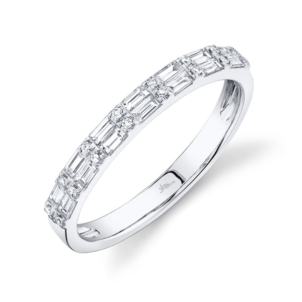 14K White Gold Diamond Baguette + Round Diamond Band